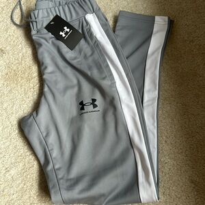 NWT under armor track suit pants